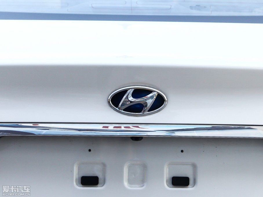 2014{Hybrid(M) 2.0L hybrid