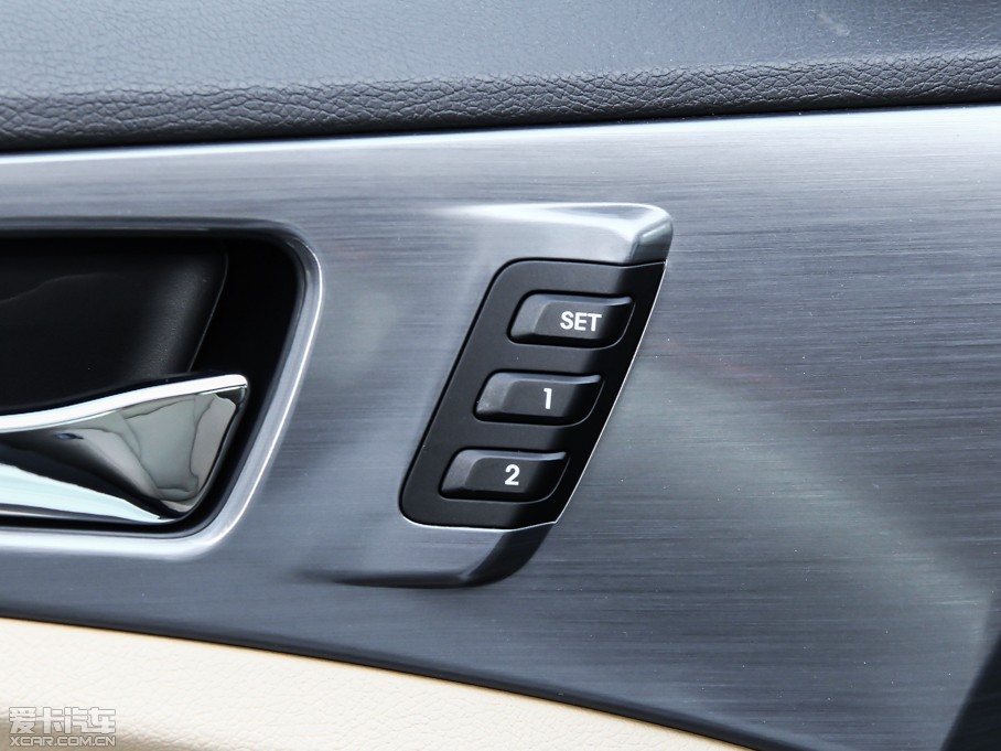 2014{Hybrid(M) 2.0L hybrid