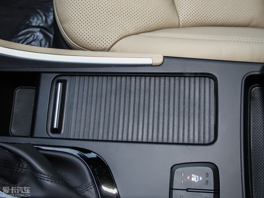 2014{Hybrid(M) 2.0L hybrid