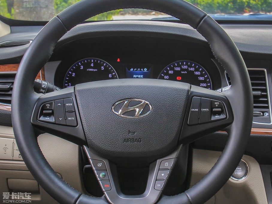 2014D 2.0L Ԅ(dng)ŞTOP