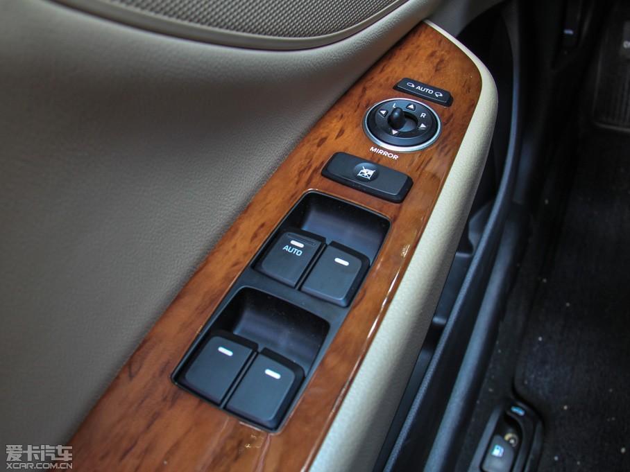 2014D 2.0L Ԅ(dng)ŞTOP