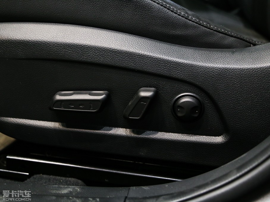 2014D 2.0L Ԅ(dng)LUX