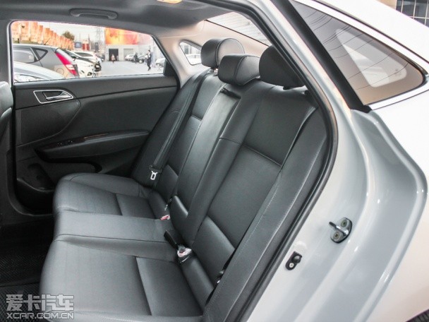 北京現代2014款名圖