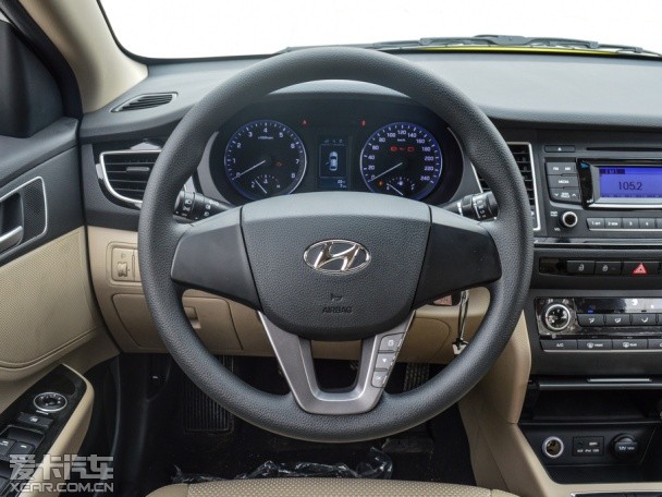 北京現代2014款名圖