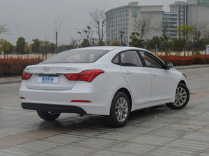 2014款1.8L 手动舒适GL型 整体外观