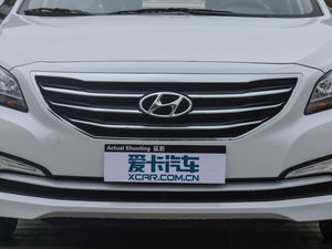 2014款1.8L 手动舒适GL型 中网