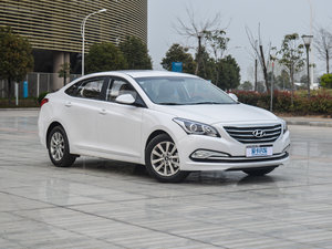 2014款1.8L 自动舒适GL型 整体外观