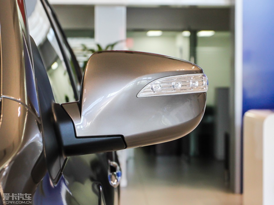 2013F(xin)ix35 2.0L ԄӃ(q)ܰGLS V