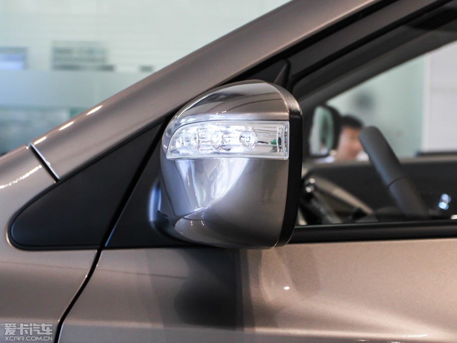 2013Fix35 2.0L ԄӃܰGLS V