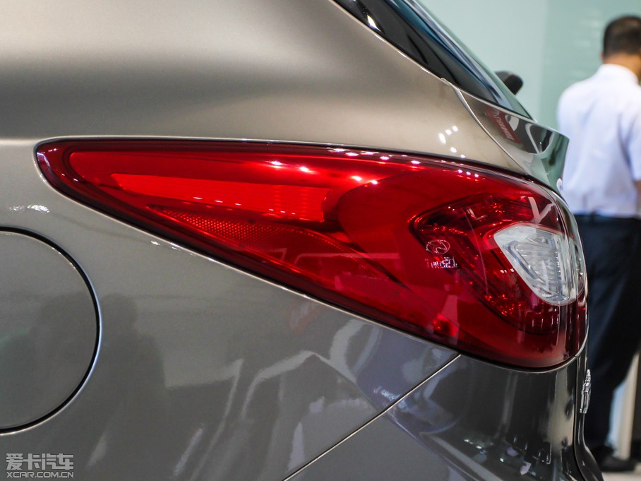 2013Fix35 2.0L ԄӃܰGLS V