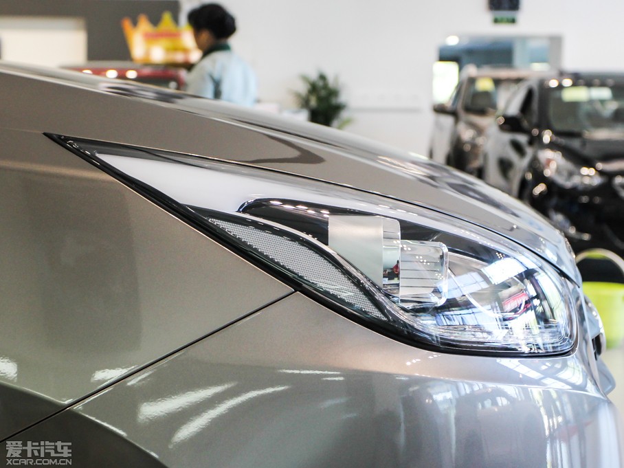 2013Fix35 2.0L ԄӃܰGLS V