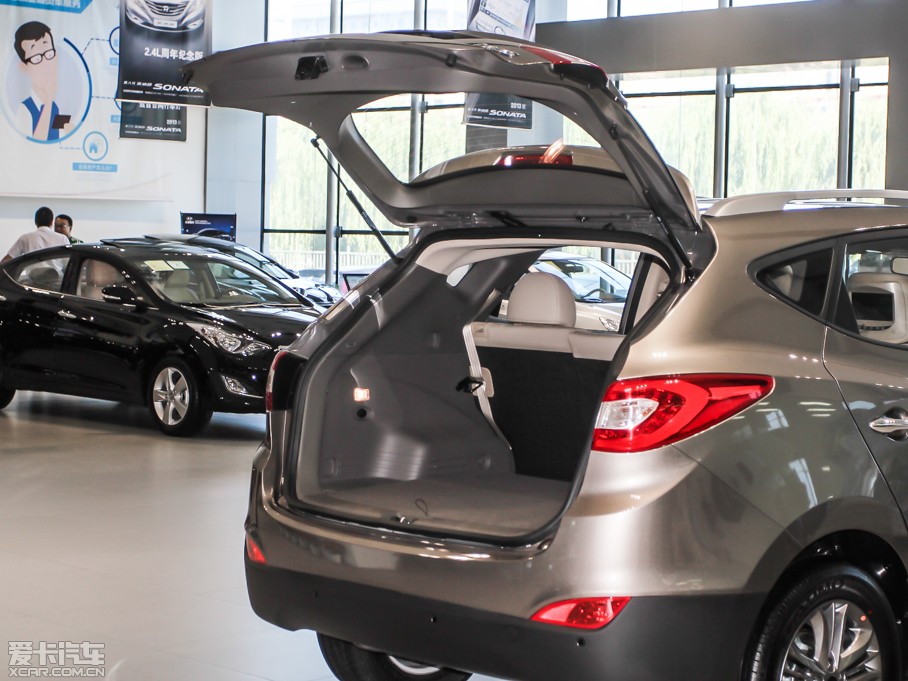 2013Fix35 2.0L ԄӃܰGLS V