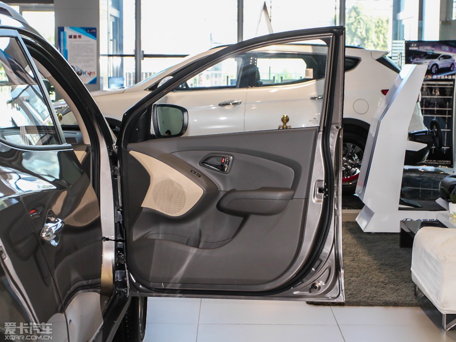 2013Fix35 2.0L ԄӃܰGLS V