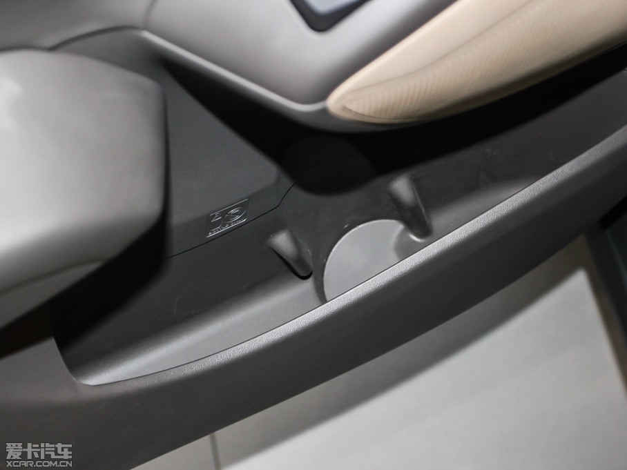 2013Fix35 2.0L ԄӃܰGLS V