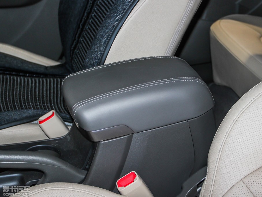 2013Fix35 2.0L ԄӃܰGLS V