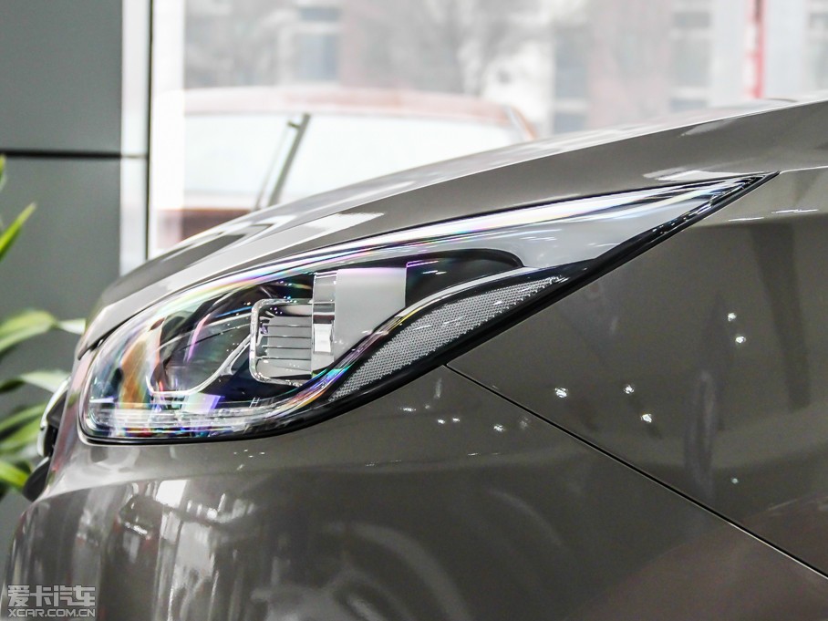 2013��F��ix35 2.0L �ԄӃ�����m��GL ��V