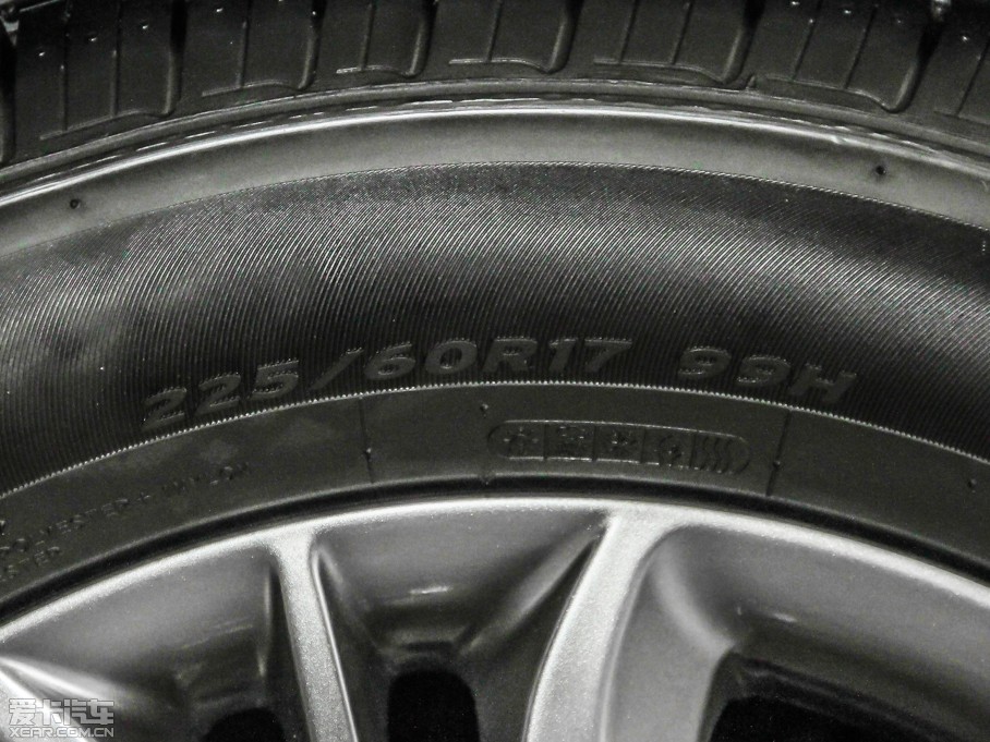 2013��F��ix35 2.0L �ԄӃ�����m��GL ��V