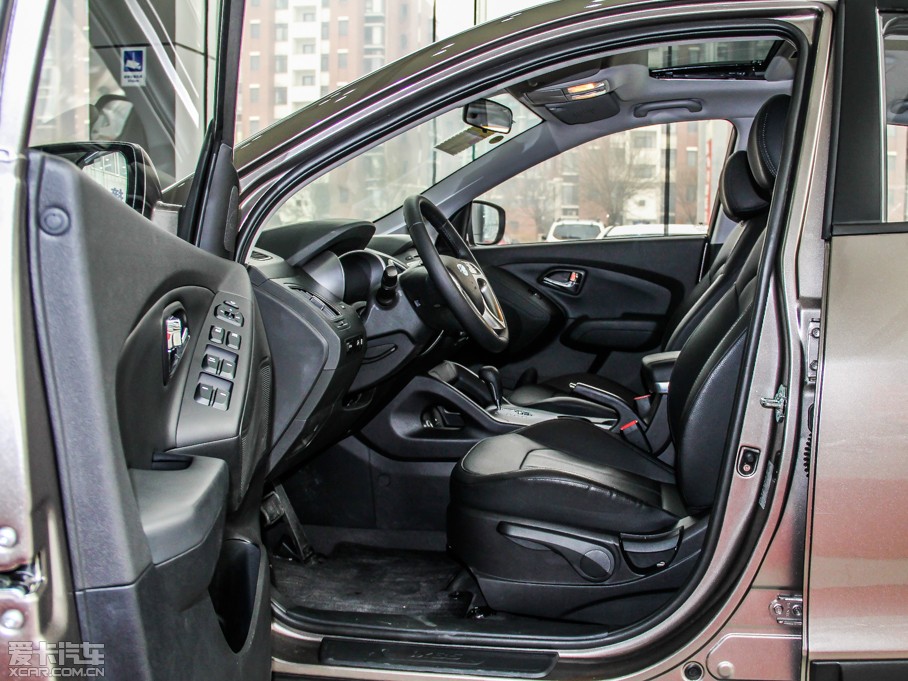 2013Fix35 2.0L ԄӃmGL V