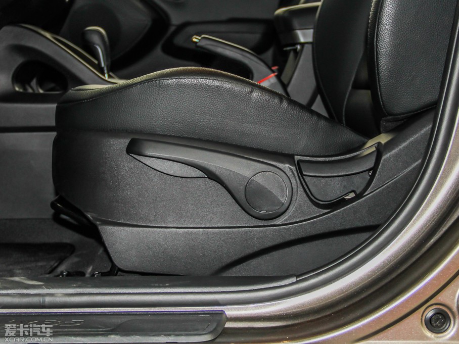 2013F(xin)ix35 2.0L Ԅ(dng)(q)mGL (gu)V