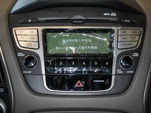 2013款2.0L 自动两驱智能版GLS 国V 中控区