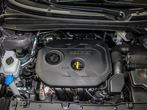 2013款2.0L 自动两驱舒适版GL 国V 发动机