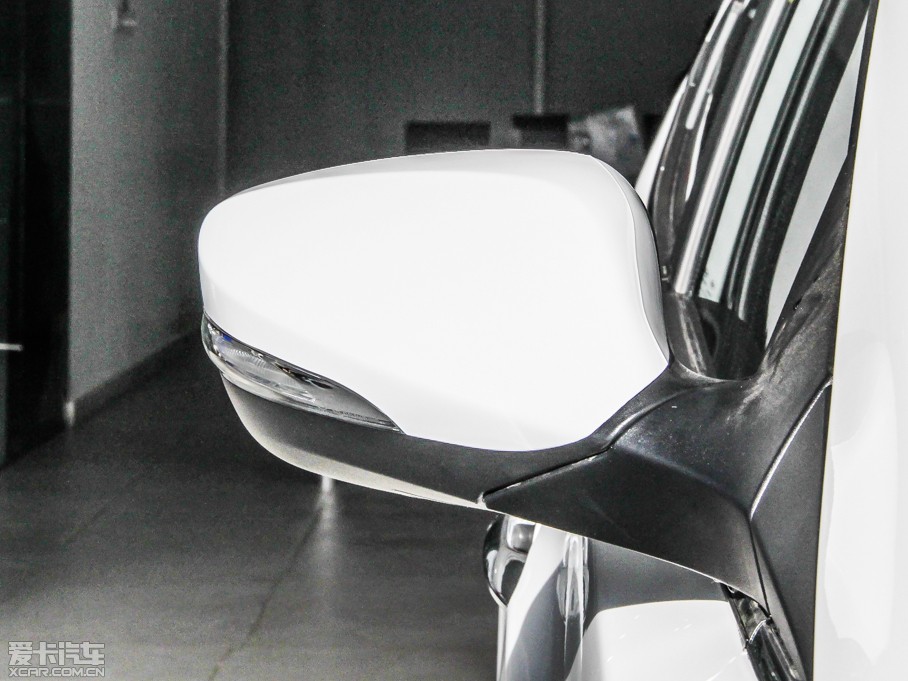 2013ʄ 1.6 GLX ԄI(lng)Ȱ