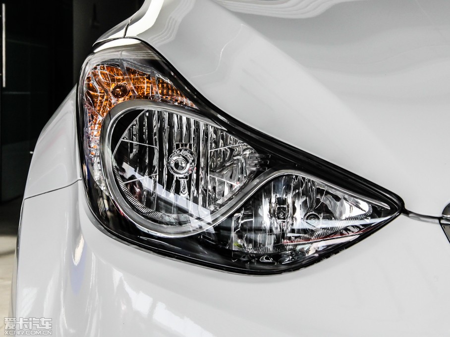 2013ʄ 1.6 GLX ԄI(lng)Ȱ