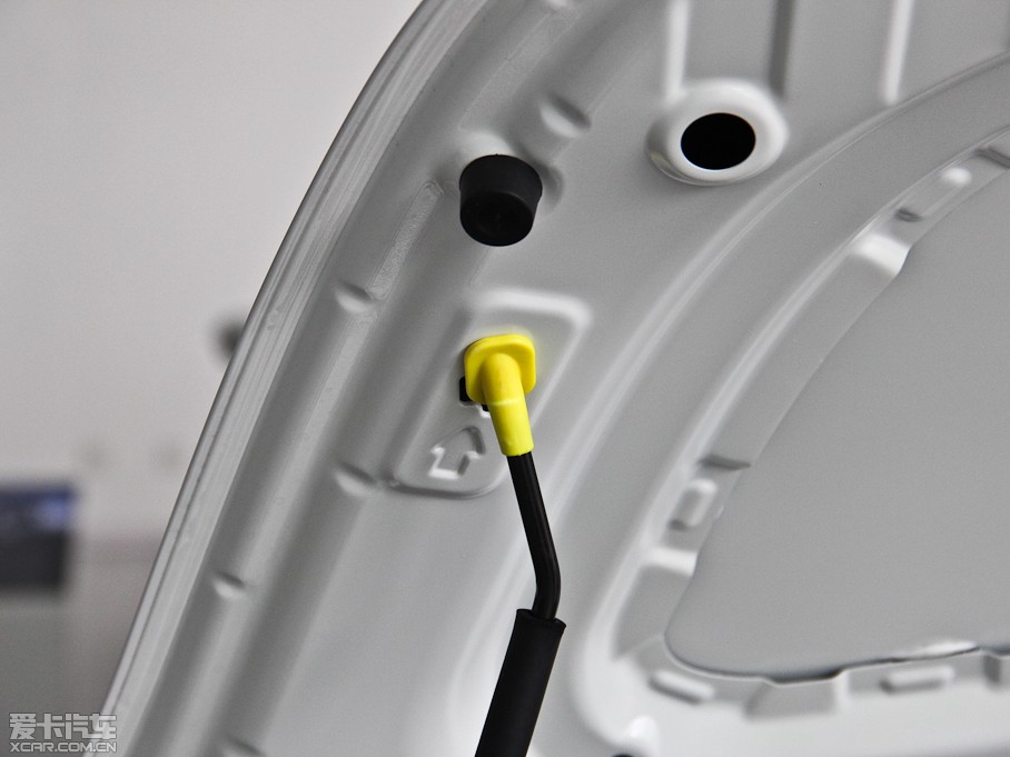 2013���ʄ� 1.6 DLX �Ԅ����F��