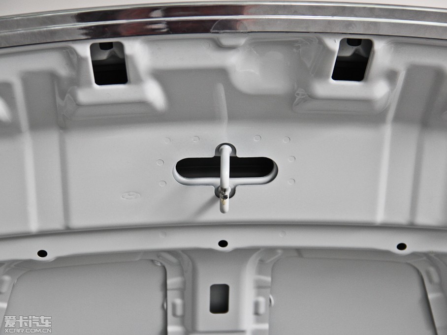 2013���ʄ� 1.6 DLX �Ԅ����F��