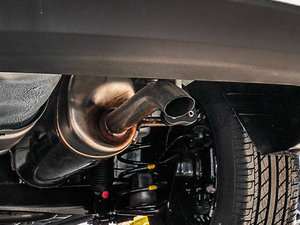 2014款1.4L 自动GS 排气管