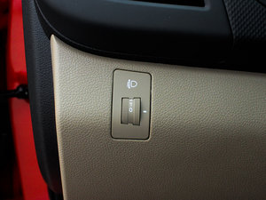 2014款1.4L 手动TOP 中控区