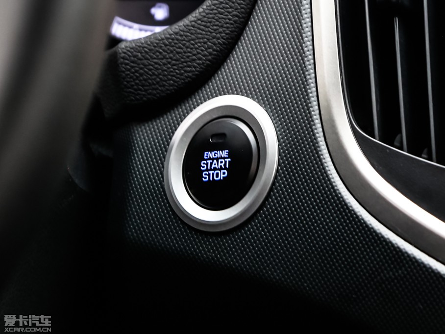 2015��F��ix25 2.0L �Ԅ�������F��DLX