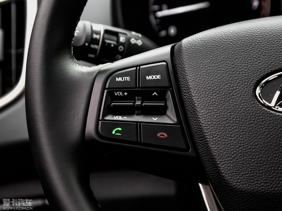 2015��F��ix25 2.0L �Ԅ�������F��DLX