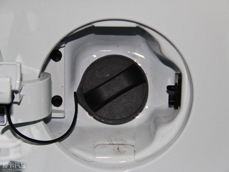 2015��F��ix25 1.6L �ԄӃ��������GLS