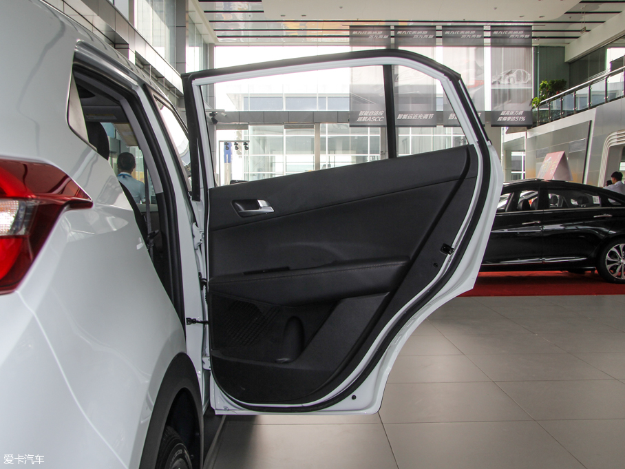 2015��F(xi��n)��ix25 2.0L �Ԅ�(d��ng)���(q��)�I(l��ng)����GLX