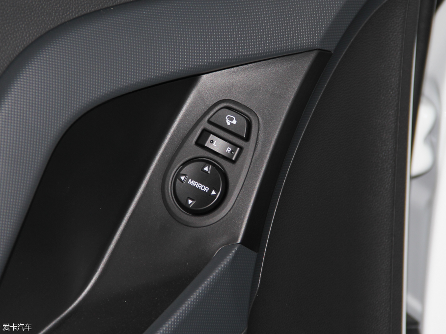 2015F(xin)ix25 2.0L ԄӃ(q)GLS