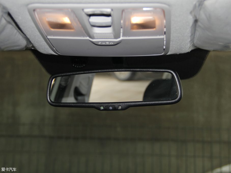 2015��F��ix25 2.0L �ԄӃ��������GLS