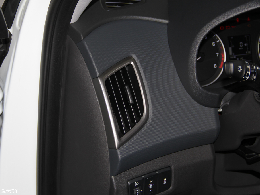 2015F(xin)ix25 2.0L ԄӃ(q)GLS