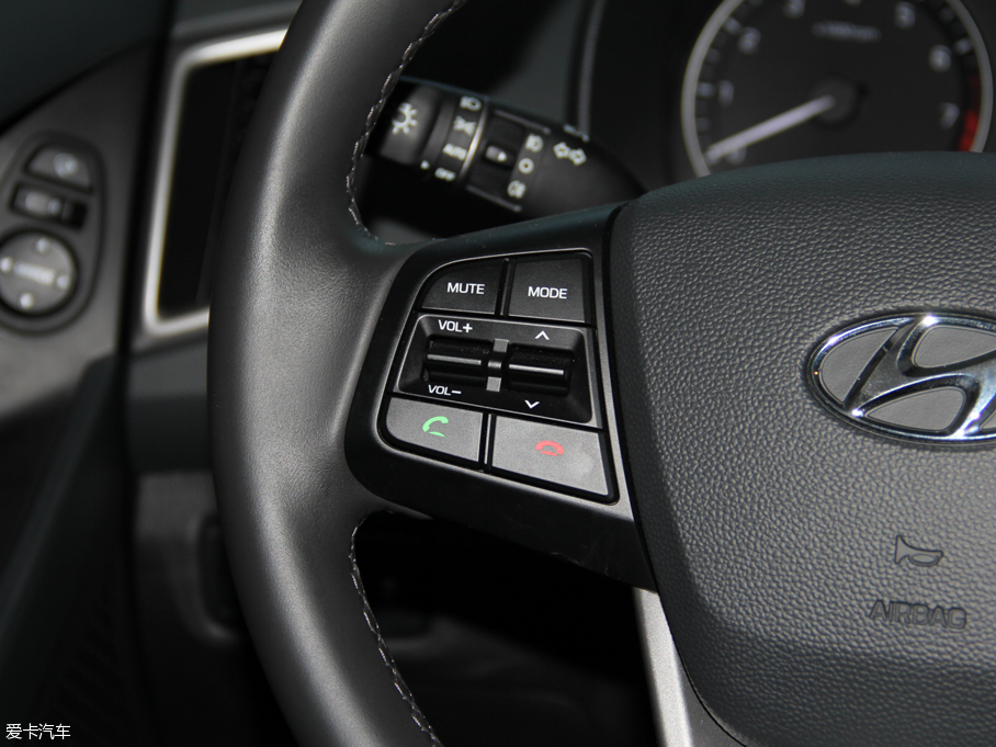 2015F(xin)ix25 1.6L ԄӃ(q)FDLX