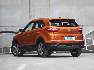 2015款1.6L 自动两驱尊贵型DLX 左后45度
