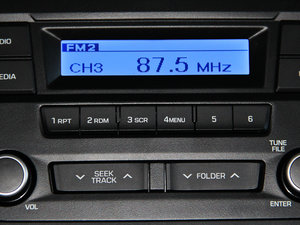 2015款1.6L 自动两驱智能型GLS 中控区