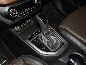 2015款2.0L 自动四驱领先型GLX 换挡杆
