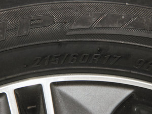 2015款2.0L 自动两驱智能型GLS 轮胎尺寸