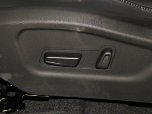 2015款2.0L 自动两驱智能型GLS 主驾驶座椅调节