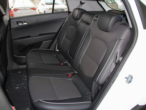2015款2.0L 自动两驱智能型GLS 后排座椅