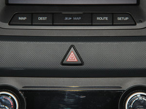 2015款2.0L 自动两驱智能型GLS 中控区