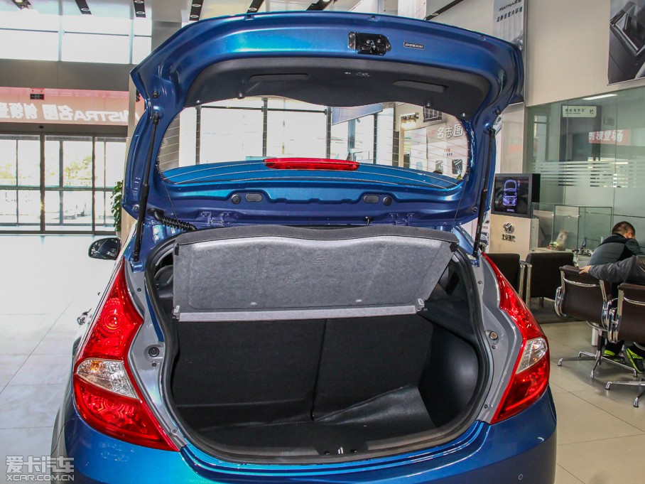 2014������ 1.6L �Ԅ�TOP