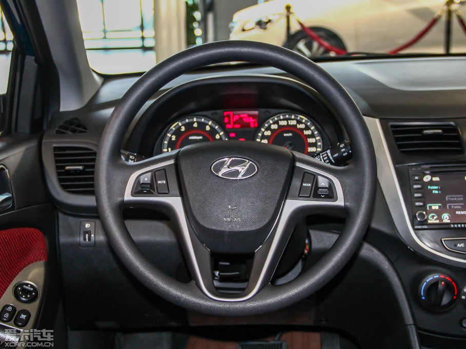 2014������ 1.6L �Ԅ�TOP