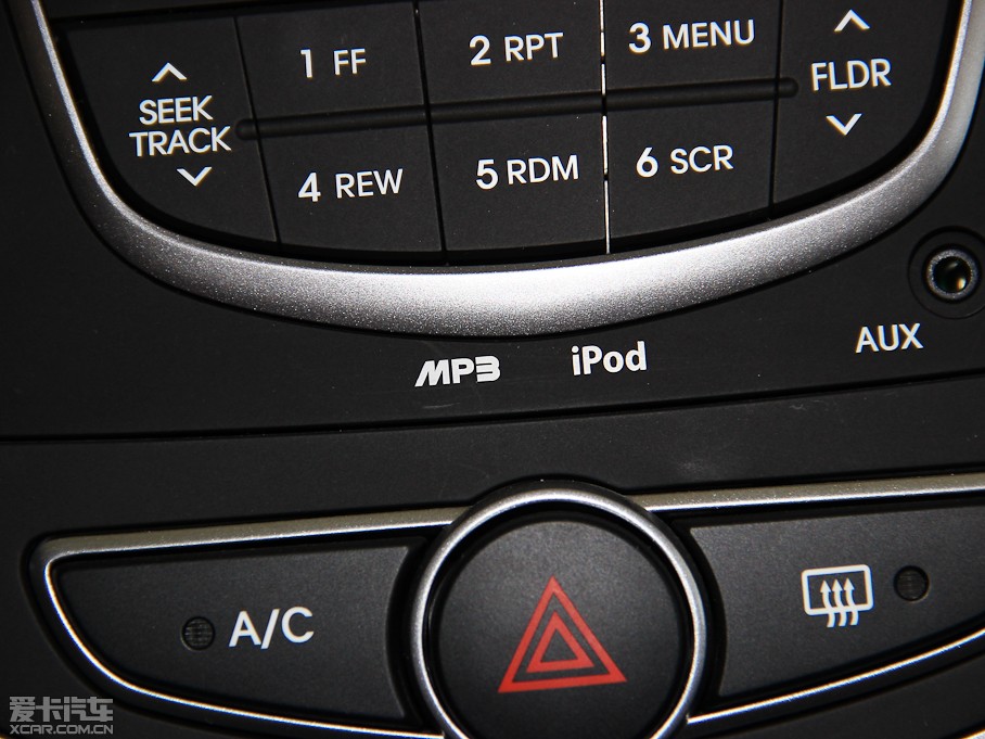 2014������ 1.4L �Ԅ�GLX