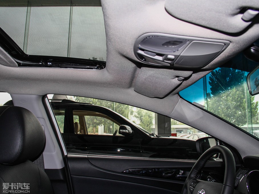 2014�����{���� 2.0L GLX�ԄӺ��A��